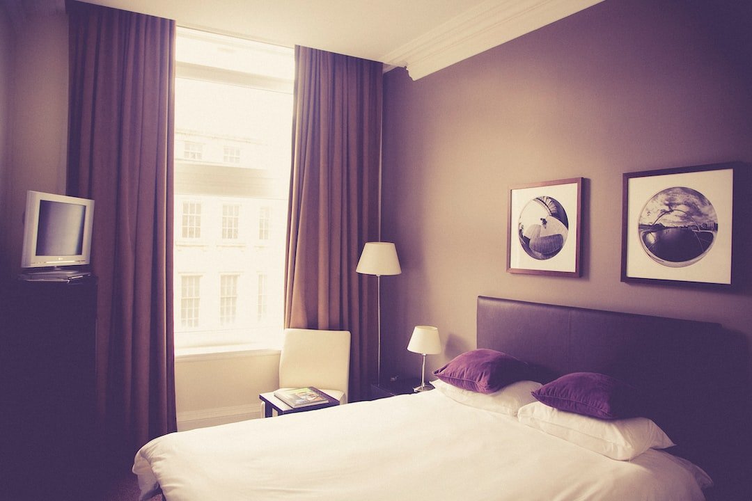 Saluting Our Heroes: The Ultimate Guide to Military Hotel Discounts